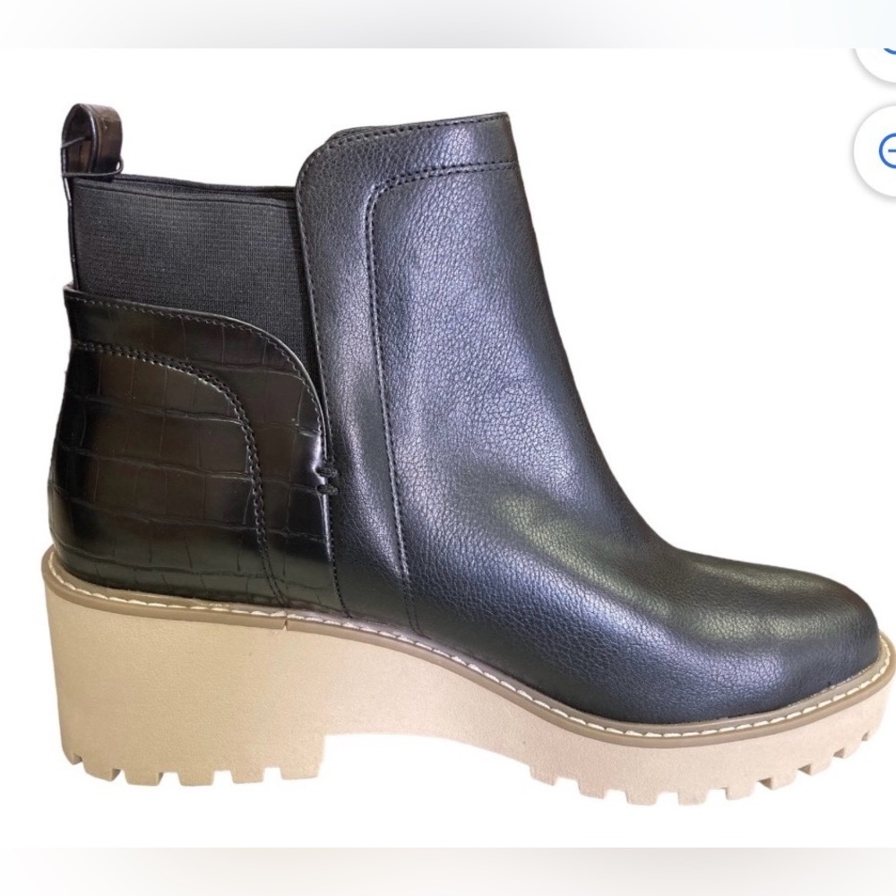 Dolce Vita Ankle Chelsea Rancher Boots Black with Tan Sole - Picture 3 of 6